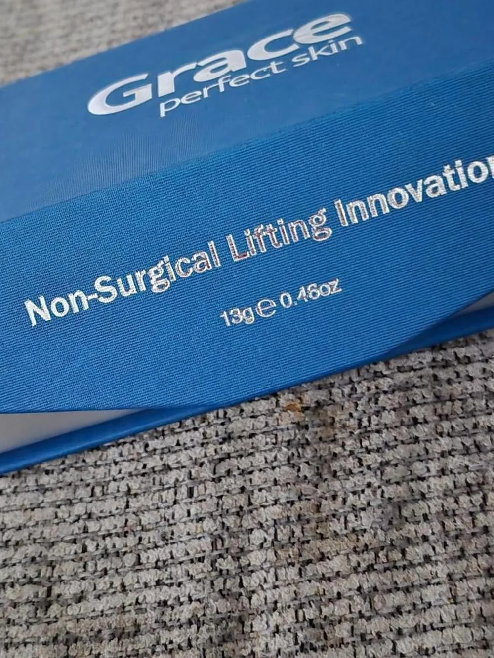 Grace Blue Non-Surgical Lifting Innovation Skincare Box